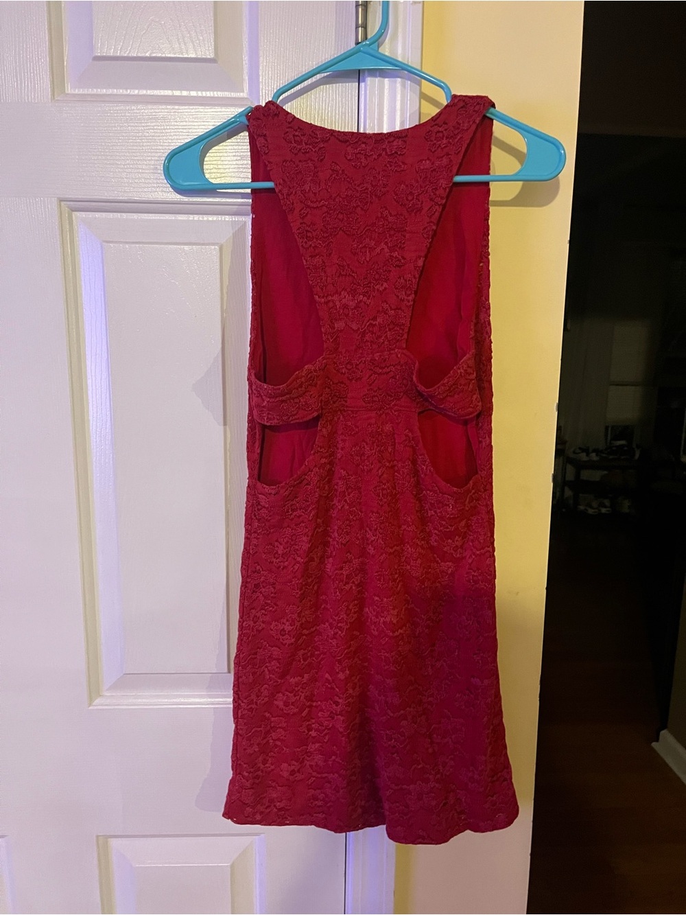 Red Vivian Lace Cutout Bodycon Dress - Women - Picture 4 of 5
